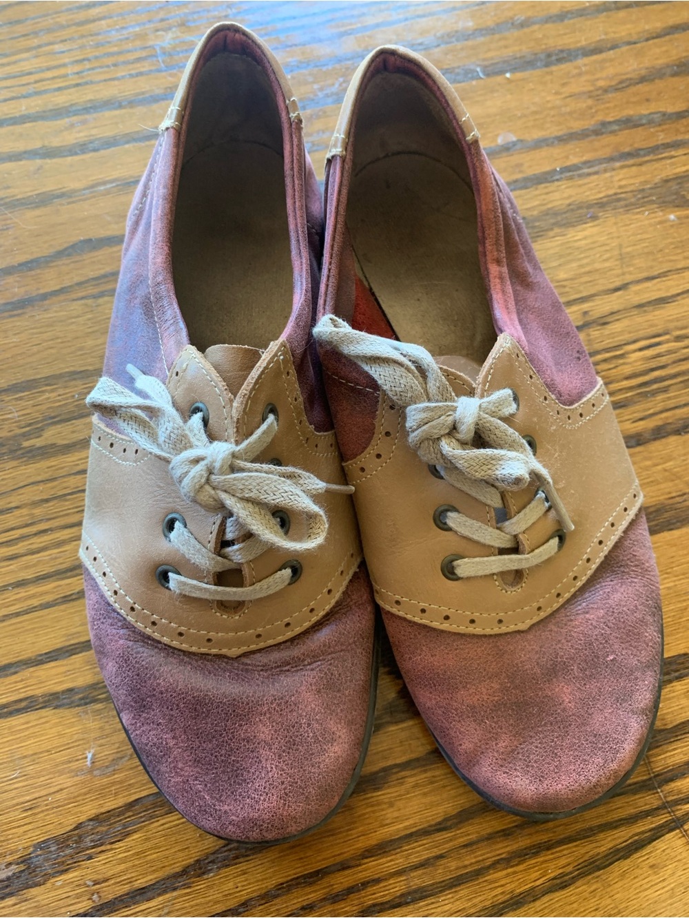 Vintage Style Two Tone Saddle Shoes Oxfords Burgundy Tan Leather Lace Up Size 36